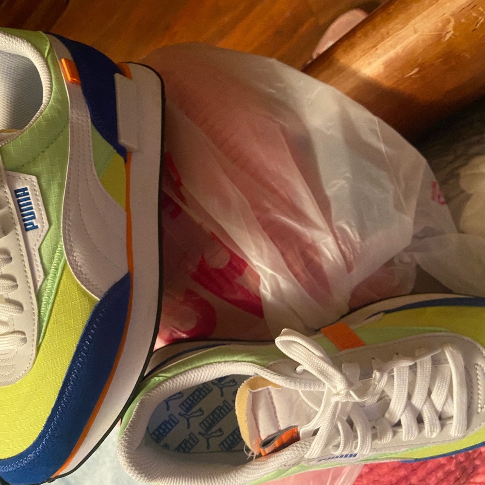 Puma gym shoes size 9.5